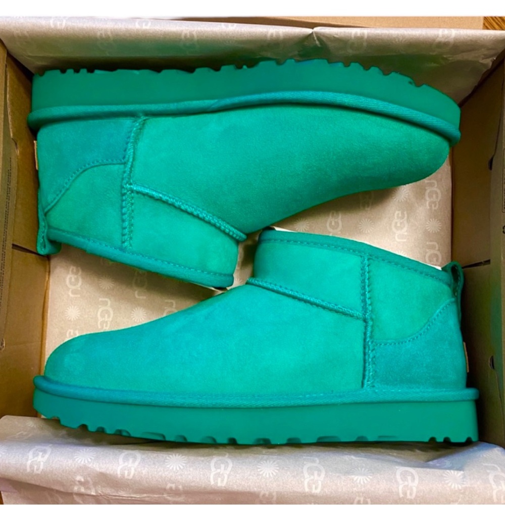 Ugg Classic Ultra Mini Emerald Green - Picture 2 of 16